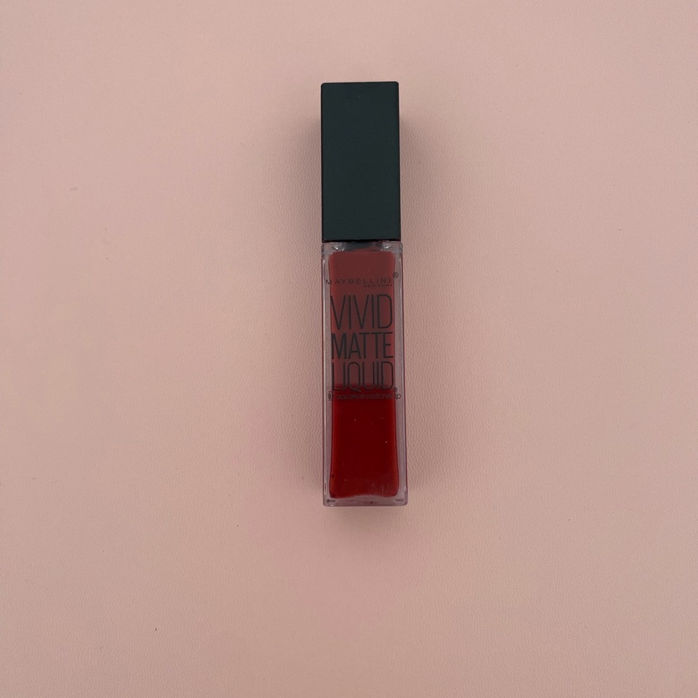 Maybelline vivid matte liquid lipstick (36)